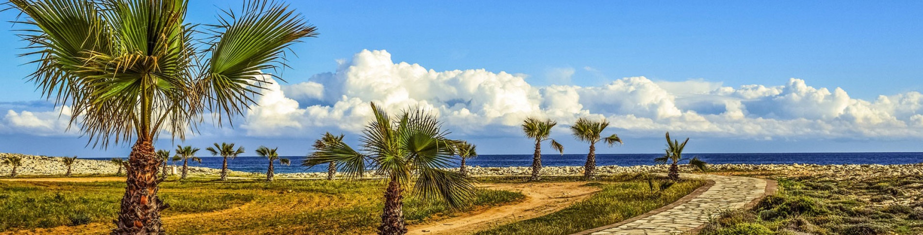 Weg zum Strand auf Zypern