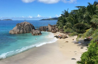 Am Strand auf den Seychellen