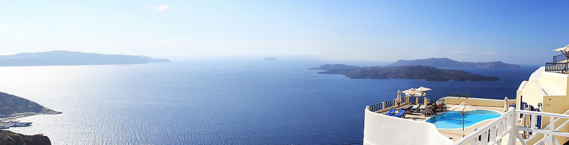 Santorini Urlaub buchen und ans Mittelmeer reisen