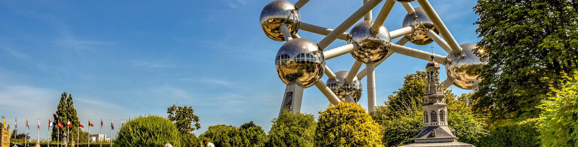 Besuch beim Atomium während einer Städtereise in Brüssel