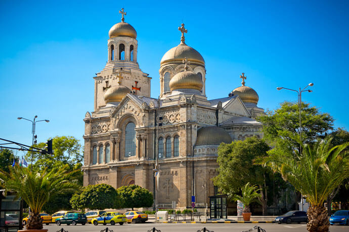 Besichtigung der Warne Kathedrale im Bulgarien Urlaub