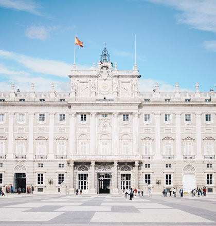 Den Palacio Real während einer Madrid Städtereise besuchen