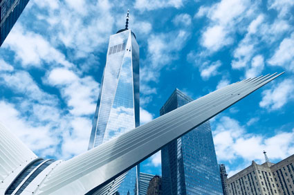 Besuche das One World Trade Center bei einer New York Städtereise