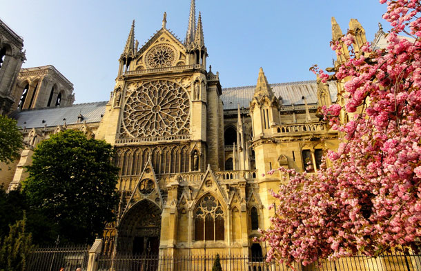 Notre-Dame bei einer Paris Städtereise besuchen