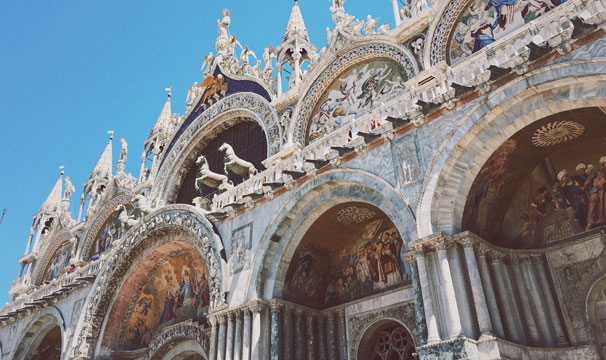 Besuche den Markusdom bei einer Venedig Städtereise