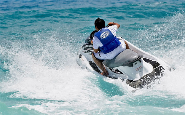 Jetski fahren Meer