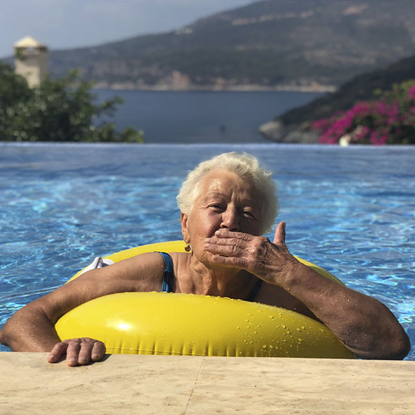 Ältere Menschen im Urlaub Ältere Menschen im Urlaub